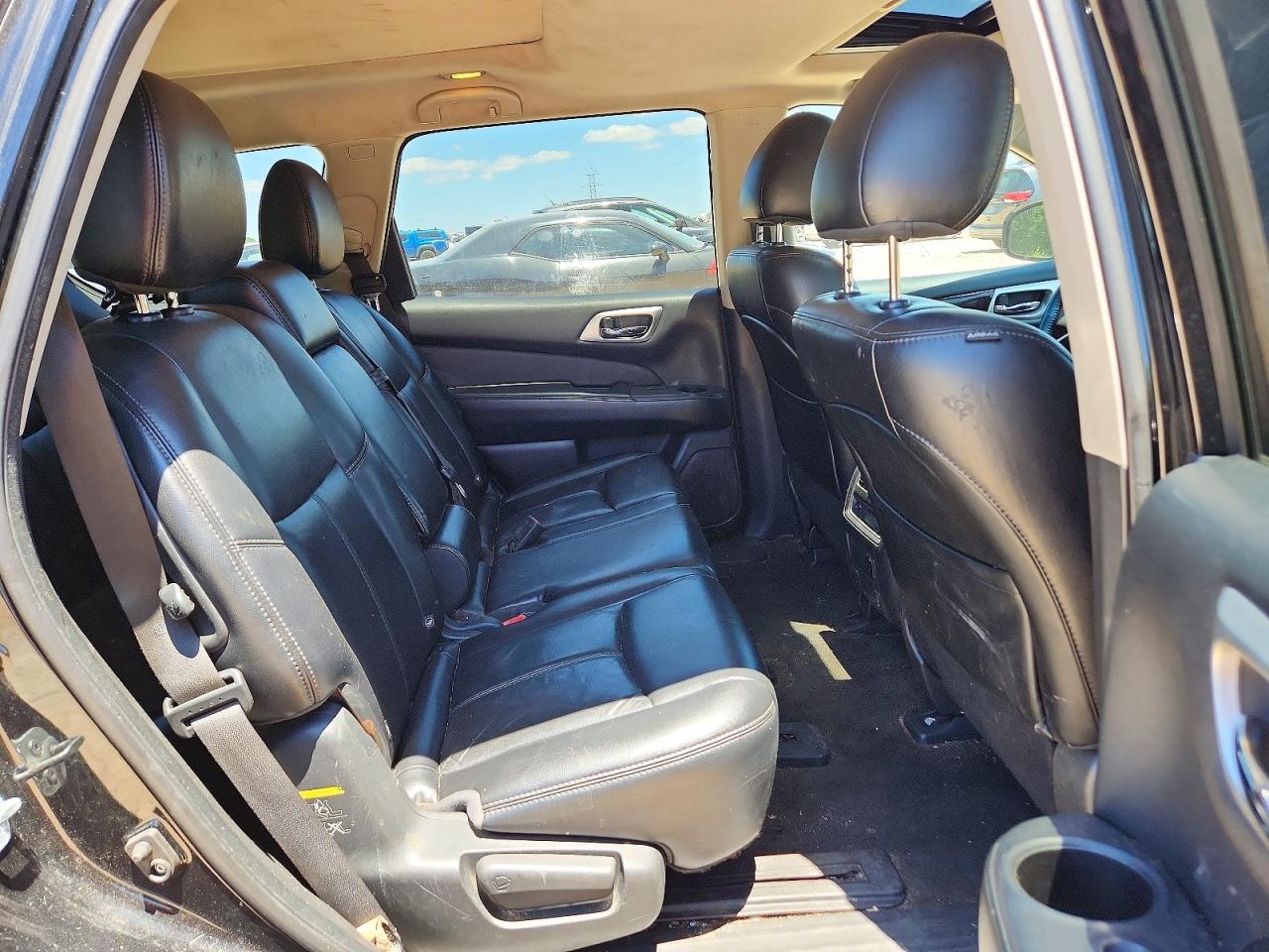 Nissan Pathfinder Sl