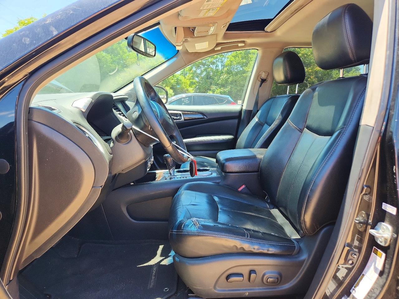 Nissan Pathfinder Sl