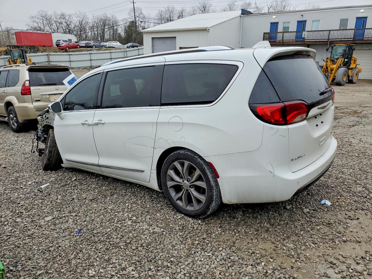 Chrysler Pacifica Limited
