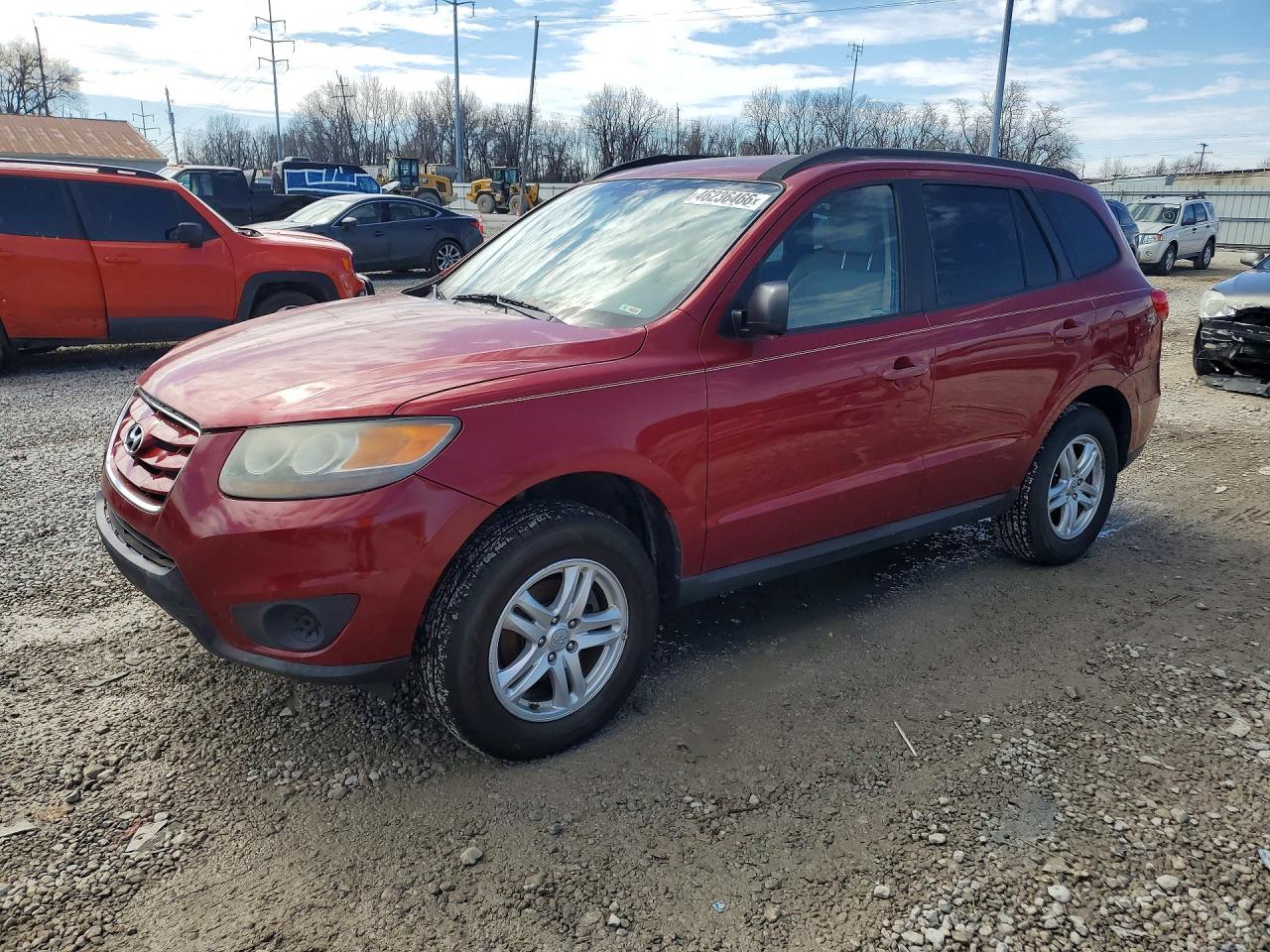 Salvage Hyundai SANTA FE Image