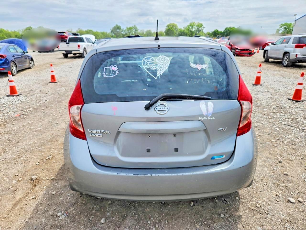 Nissan Versa S