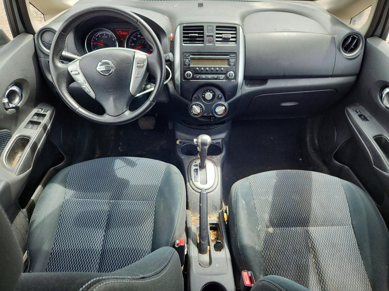 Nissan Versa S