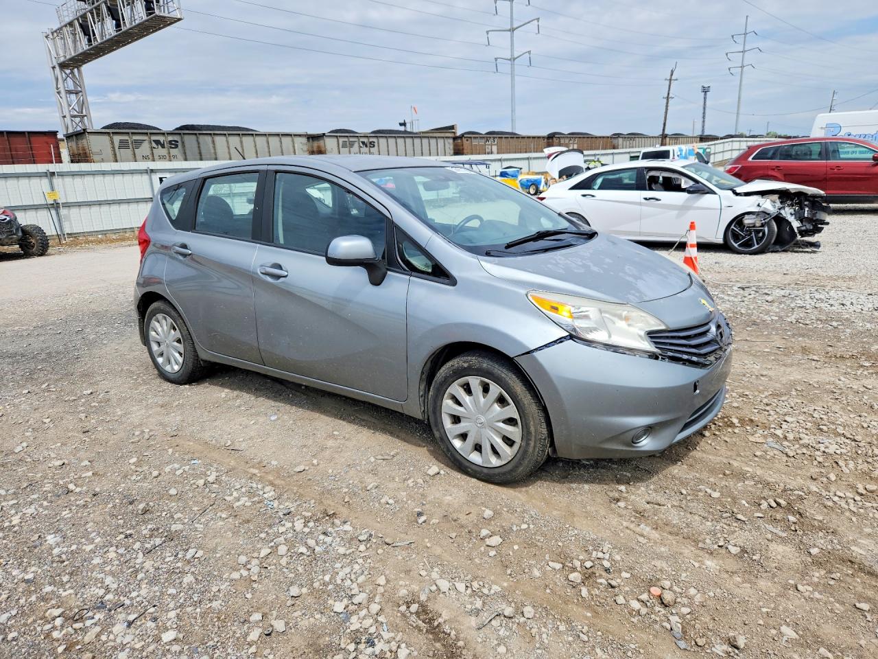 Nissan Versa S