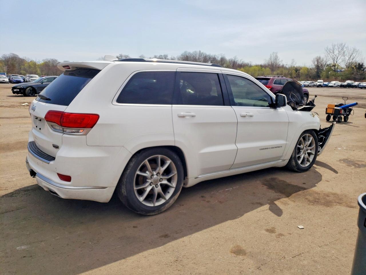 Jeep Cherokee Summit