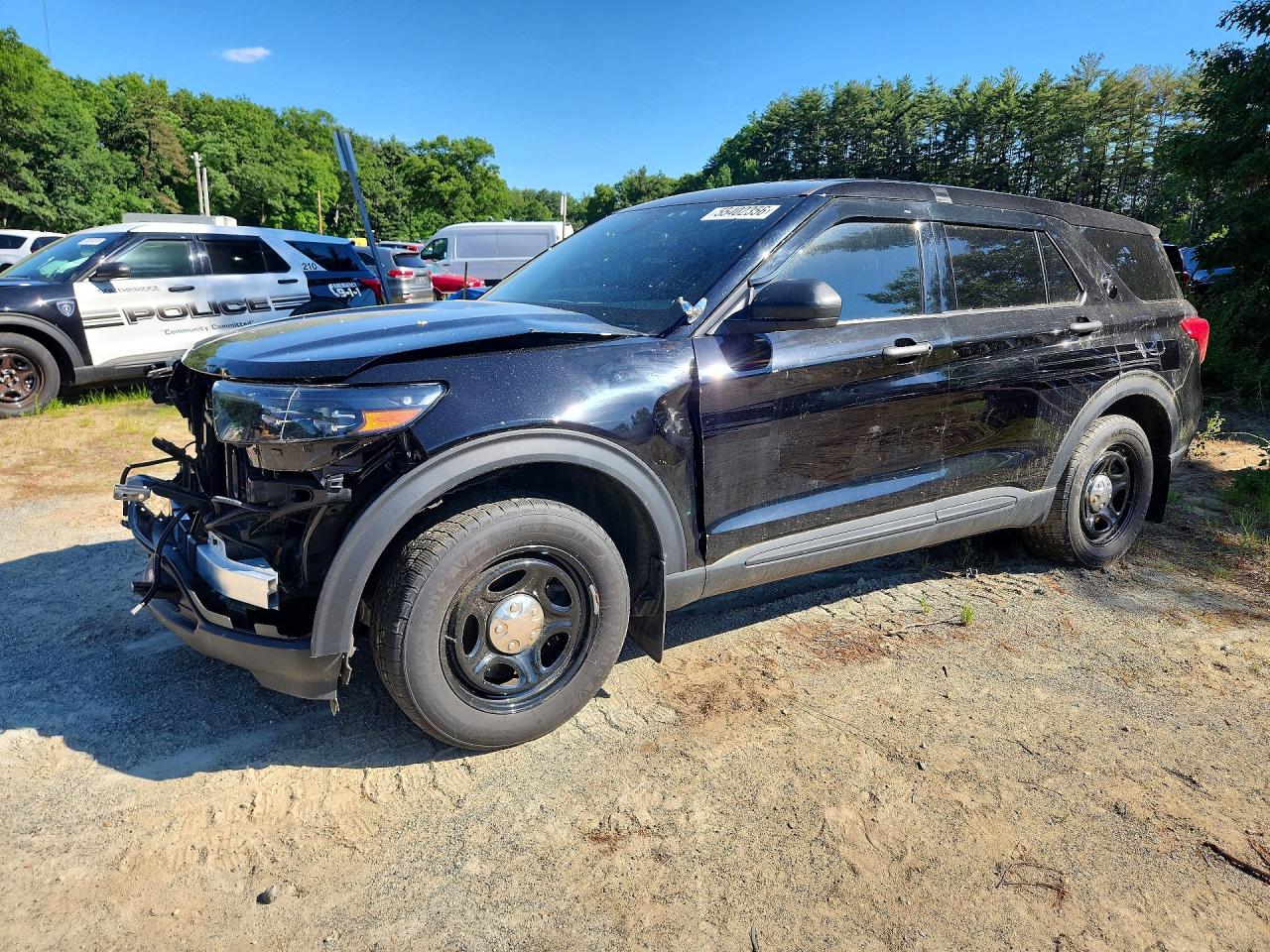 Salvage Ford Explorer Image