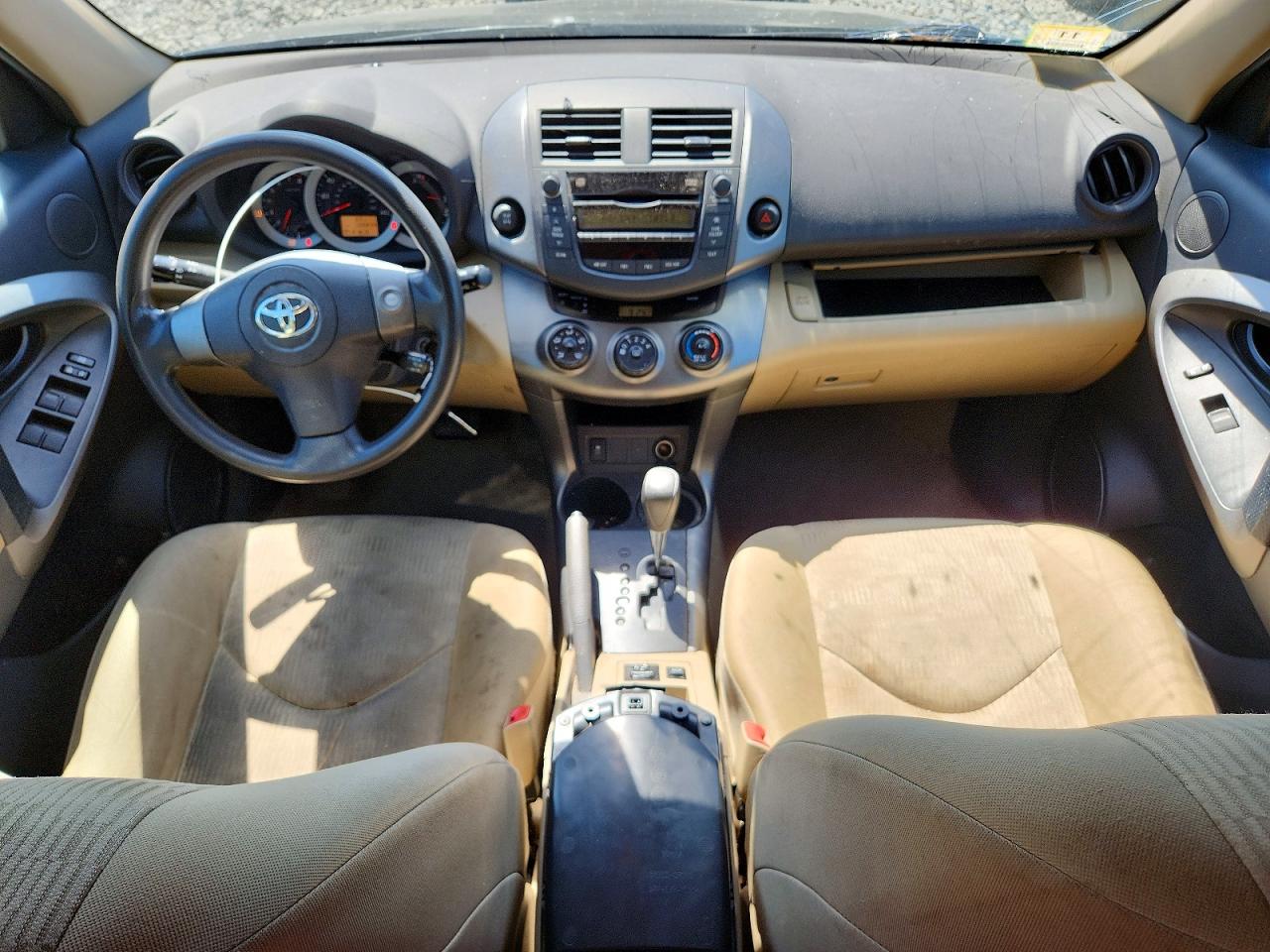 Toyota RAV4 Base