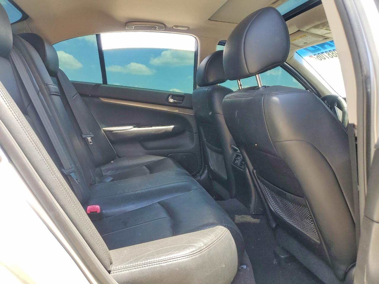 INFINITI G37 Journey