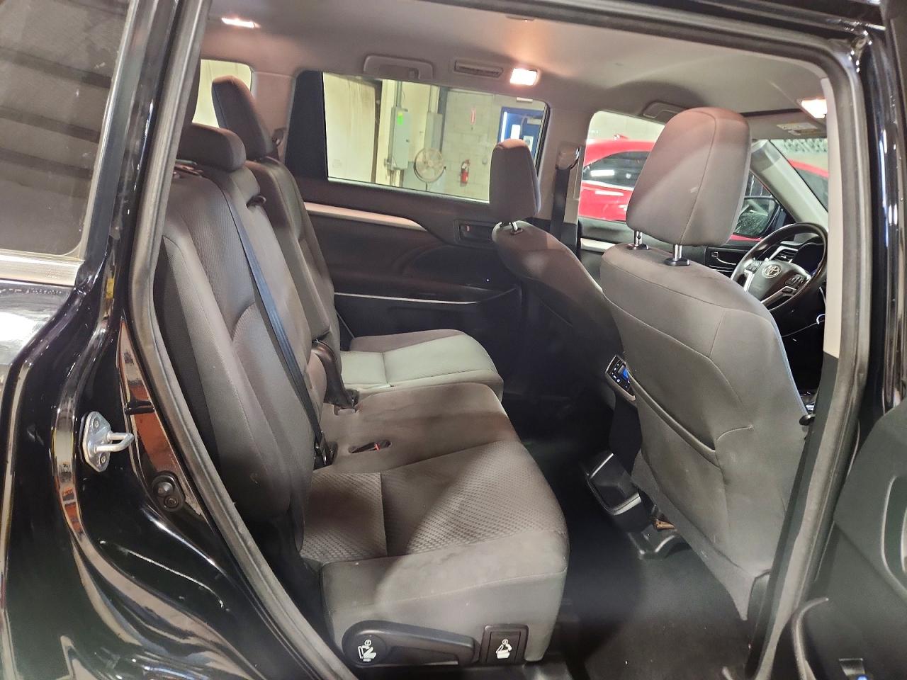 Toyota Highlander Le
