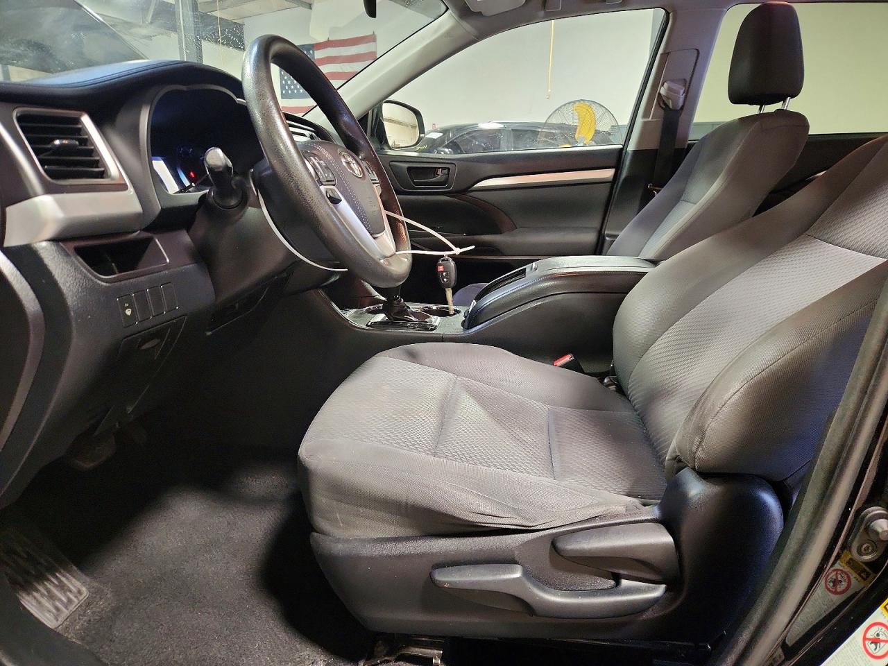 Toyota Highlander Le