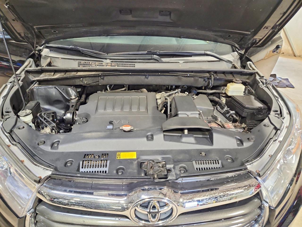 Toyota Highlander Le