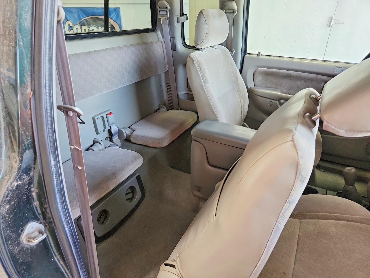 Toyota Tacoma Xtracab