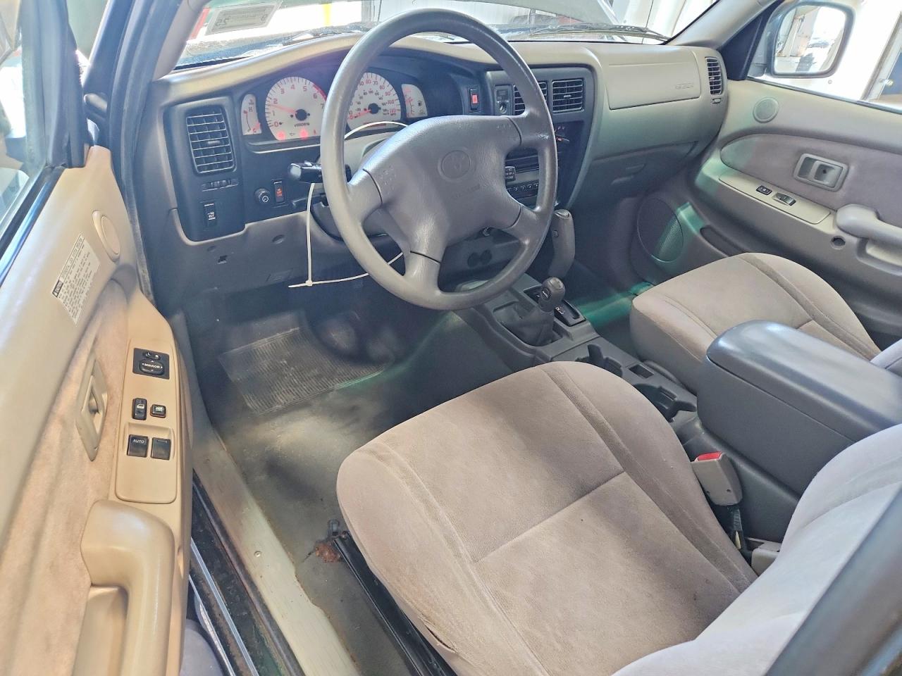Toyota Tacoma Xtracab