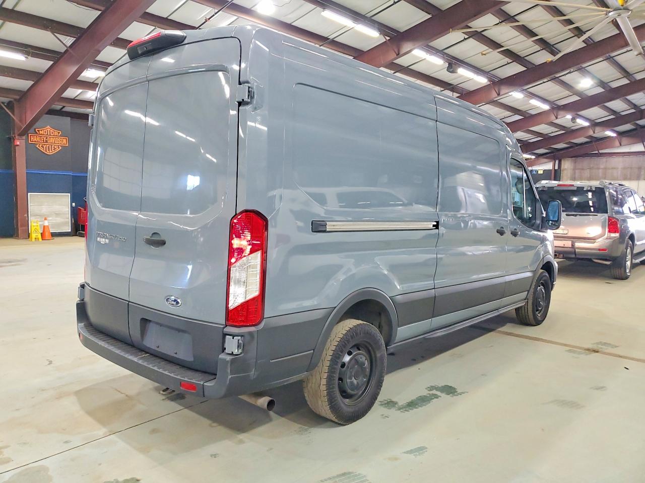 Ford Transit T-250