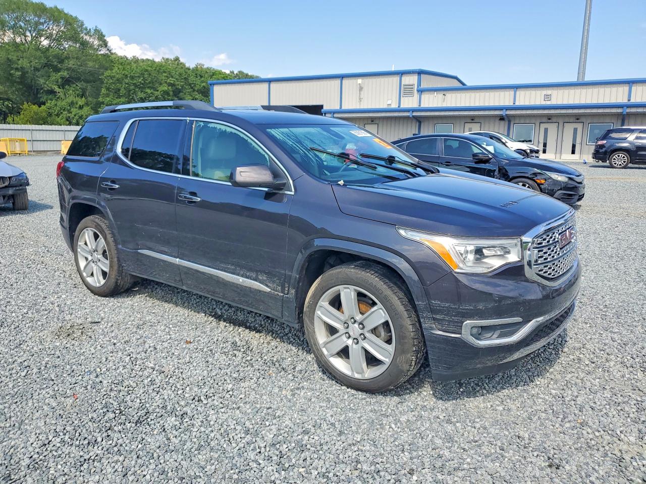 GMC Acadia Denali