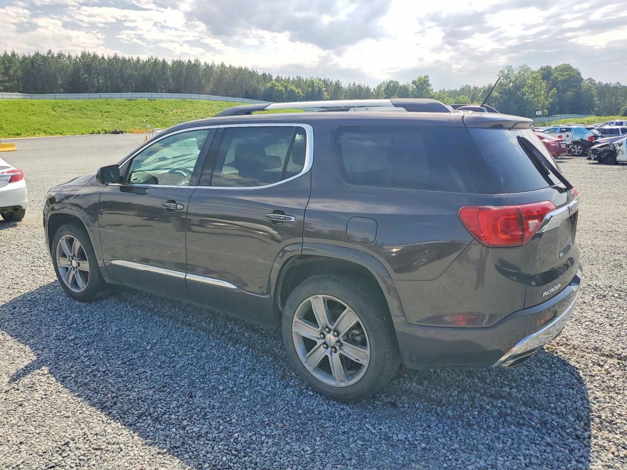 GMC Acadia Denali