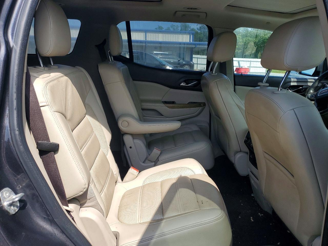 GMC Acadia Denali