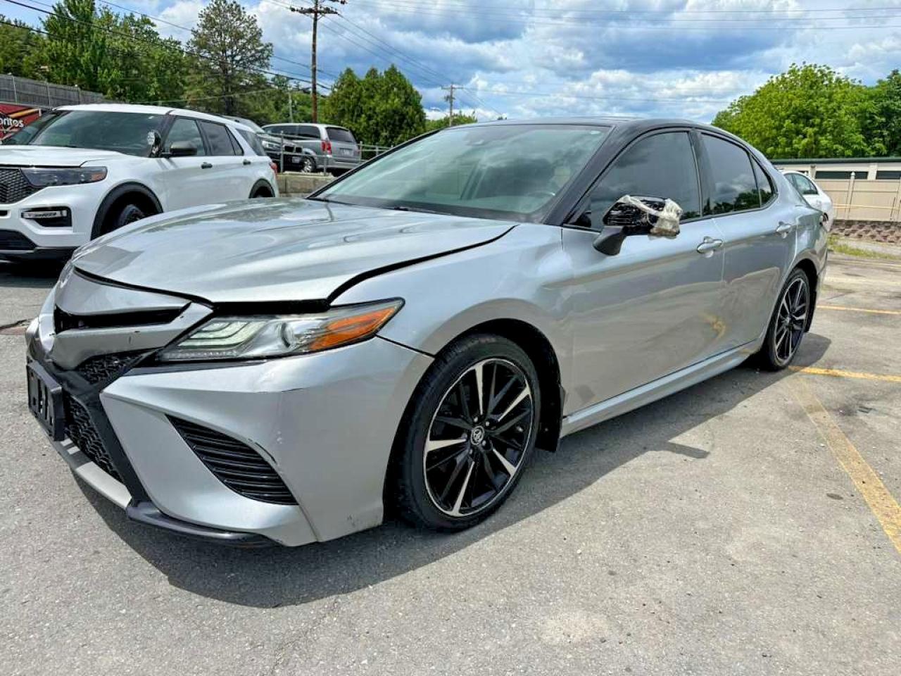Salvage Toyota Camry Image