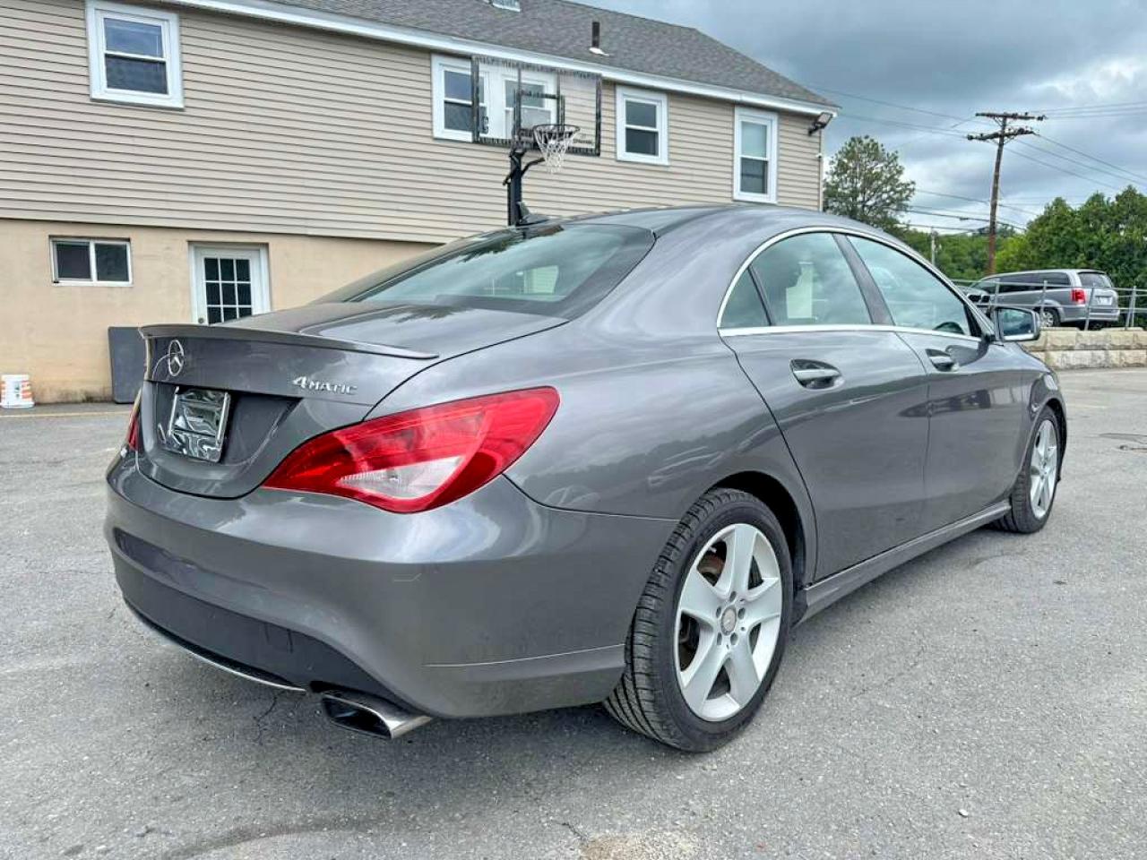 Mercedes-Benz Cla-class 250 4matic