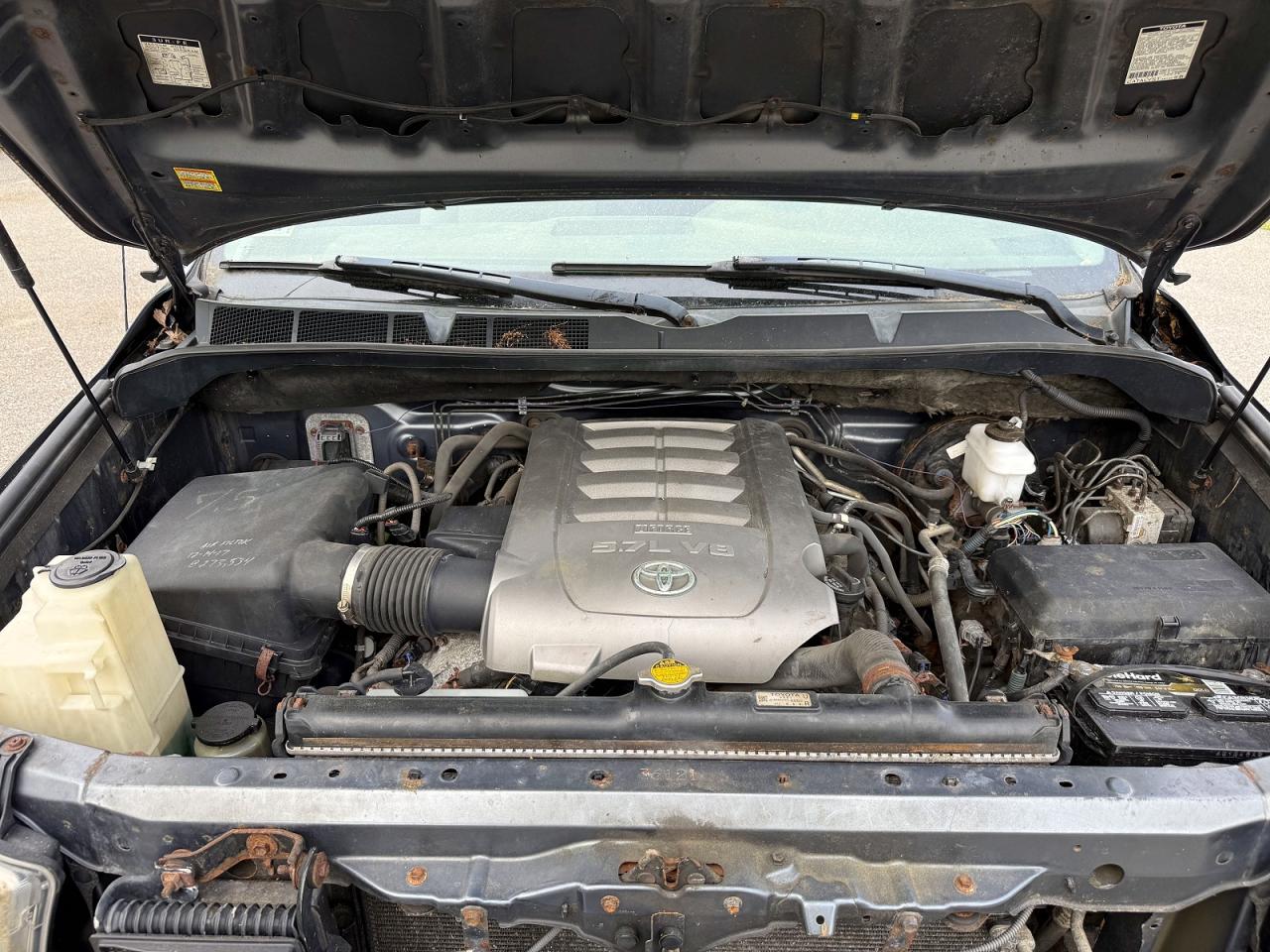 Toyota Tundra Base
