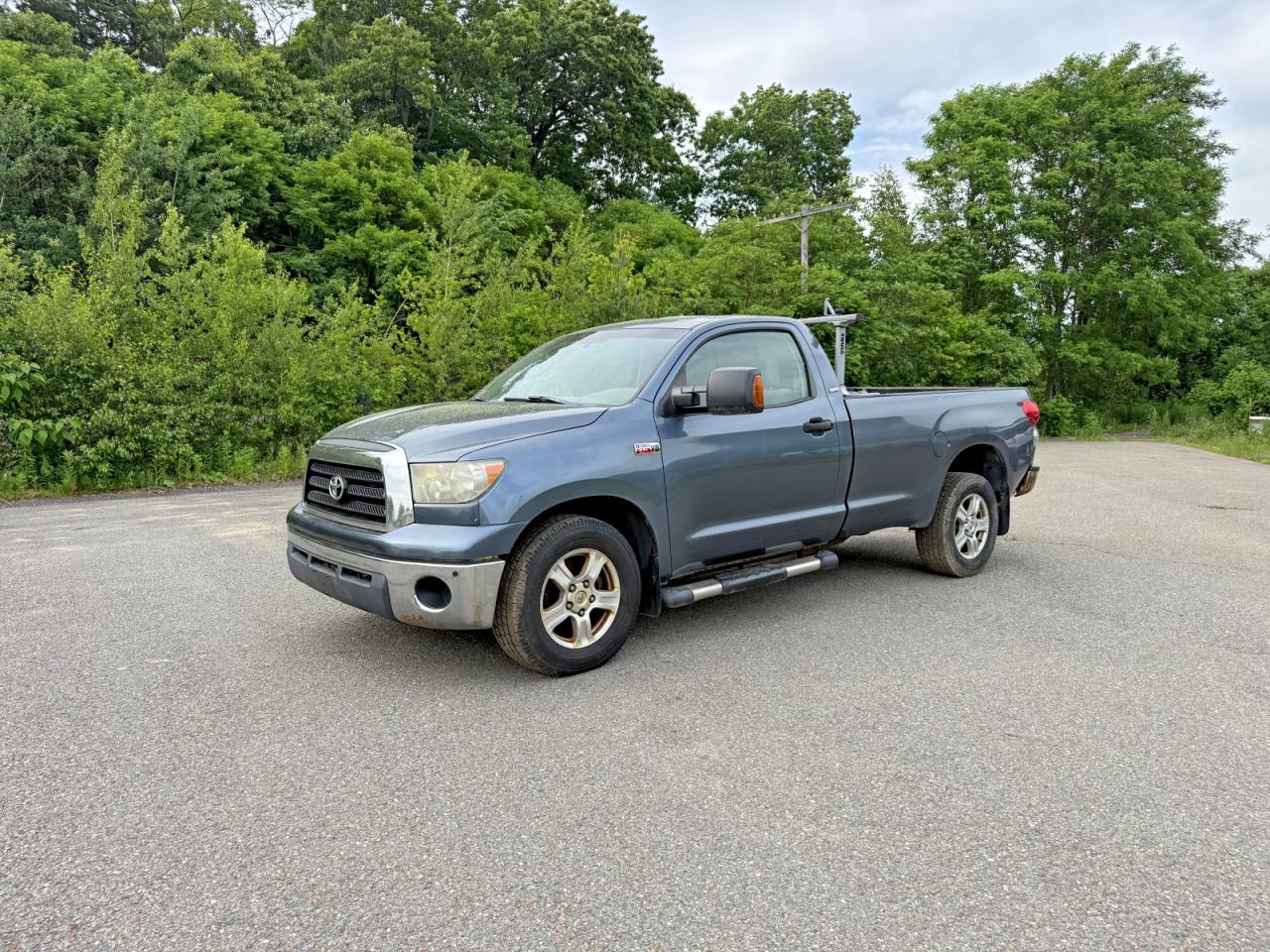 Toyota Tundra Base