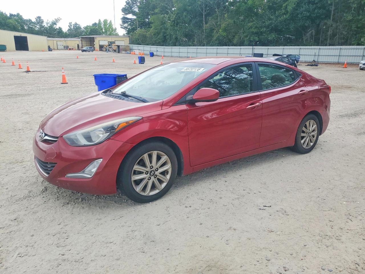 Salvage Hyundai ELANTRA Image