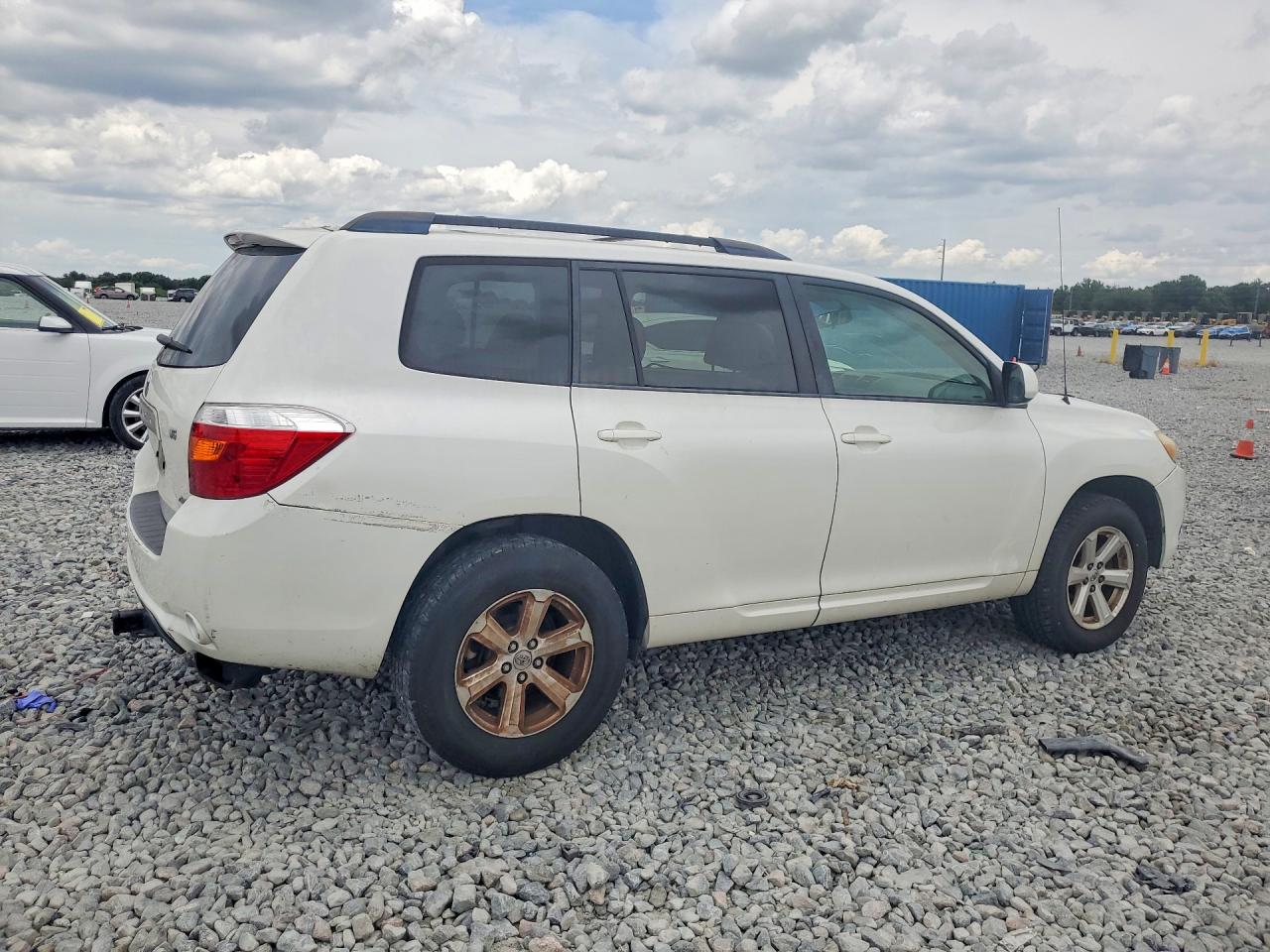 Toyota Highlander Base