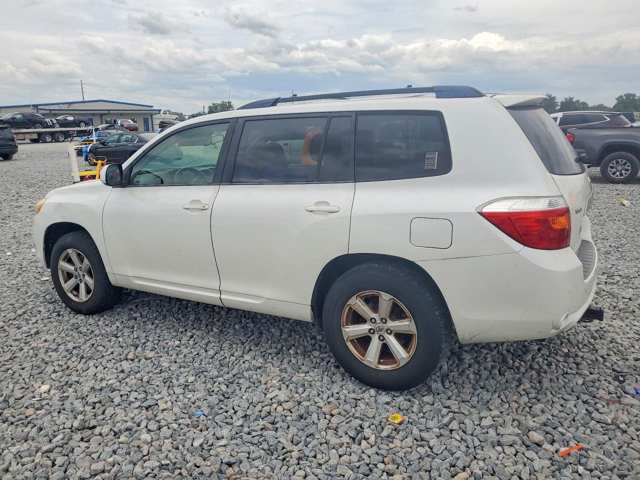 Toyota Highlander Base