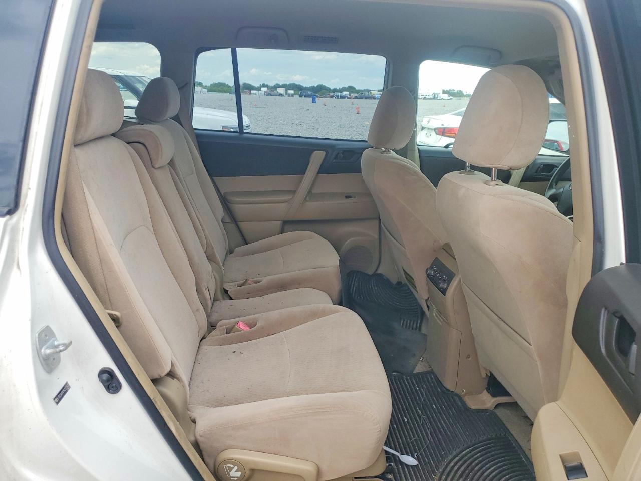 Toyota Highlander Base
