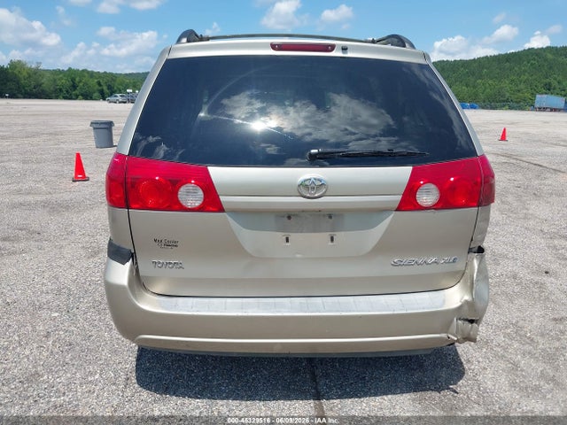 Toyota Sienna Xle