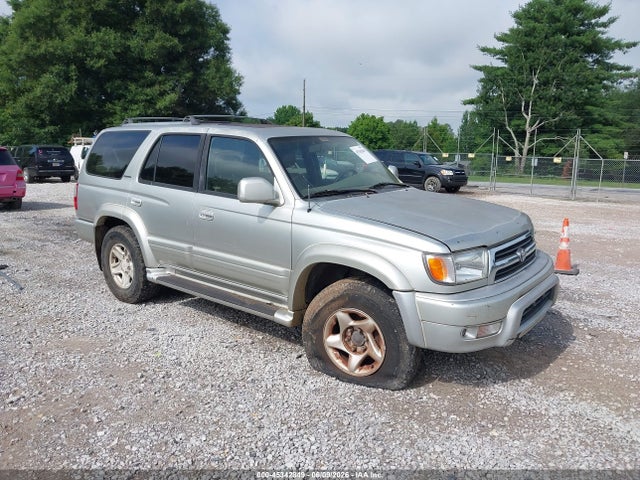 Salvage Toyota 4Runner Image