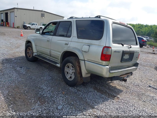 Toyota 4Runner Limited V6