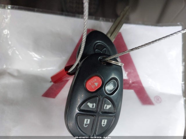 Toyota Sienna Xle V6 8 Passenger