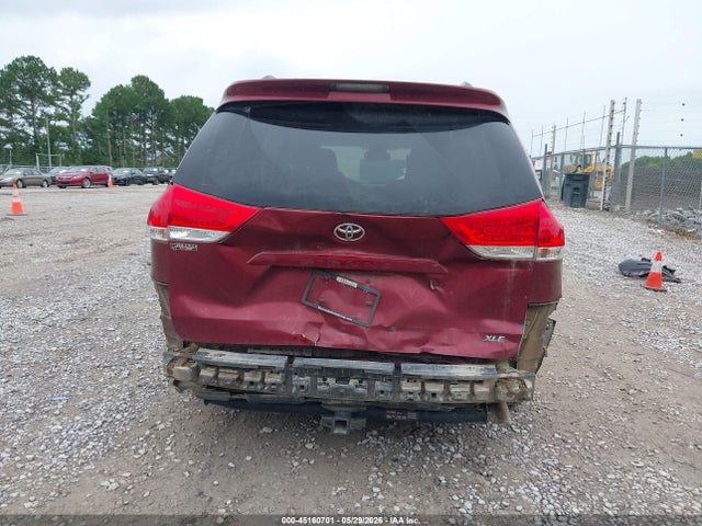 Toyota Sienna Xle V6 8 Passenger