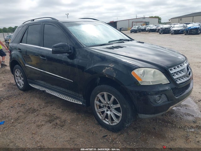 Salvage Mercedes-Benz M-Class Image