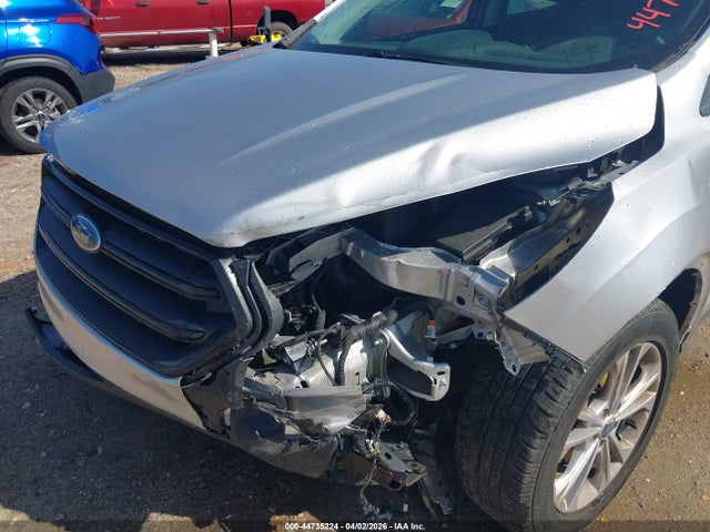Ford Escape S