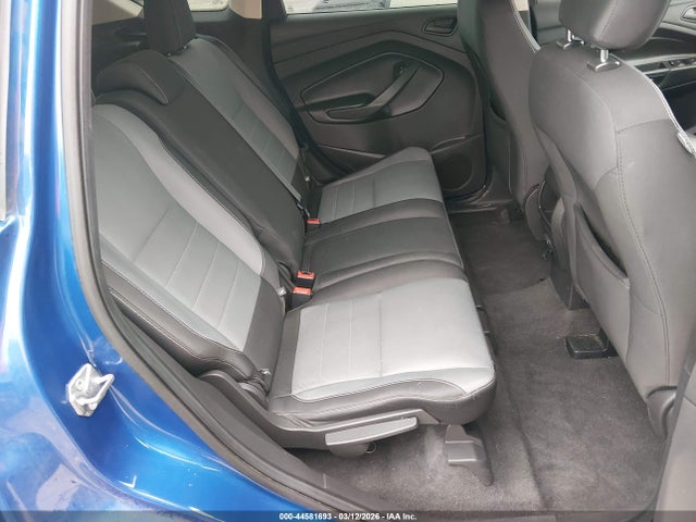Ford Escape S