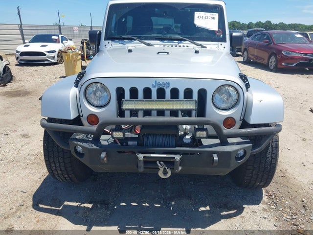 Jeep Wrangler Sahara