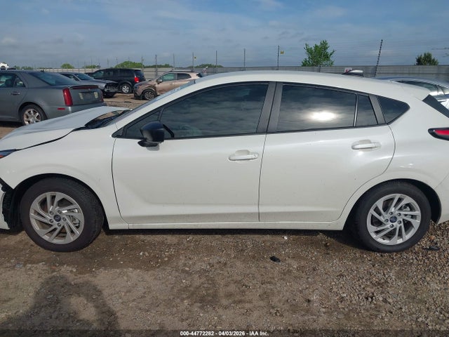 Subaru Impreza Base 5-door