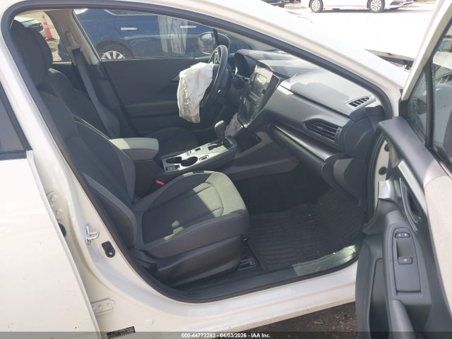 Subaru Impreza Base 5-door