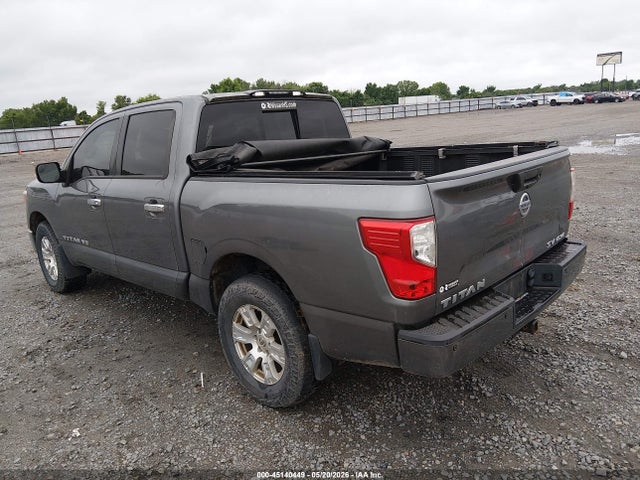 Nissan Titan Sv