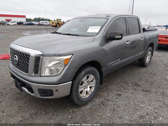 Nissan Titan Sv