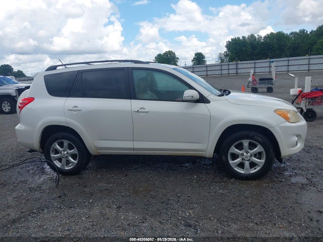 Toyota RAV4 Limited