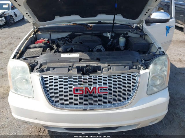 GMC Yukon Slt