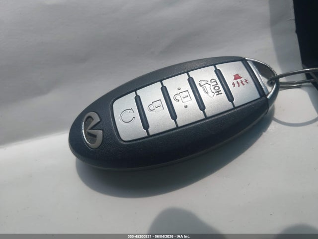 INFINITI Qx