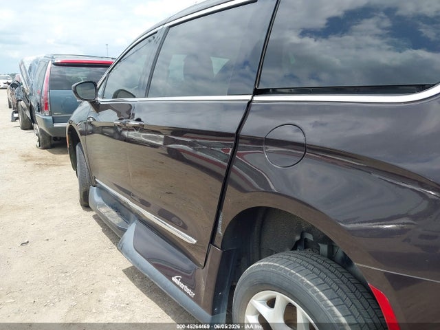 Chrysler Pacifica Touring-l Plus