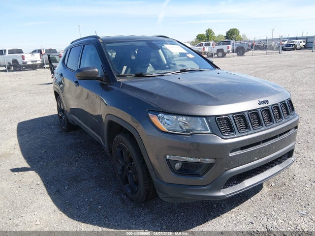 Salvage Jeep Compass Image