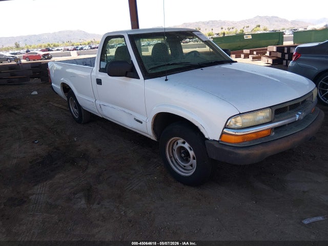 Salvage Chevrolet S-10 Image
