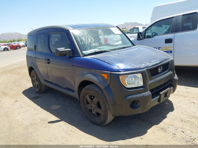 Salvage Honda Element Image