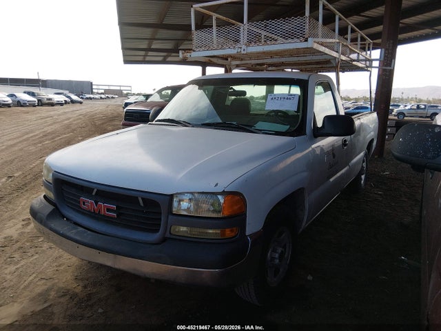 GMC Sierra 1500 Standard