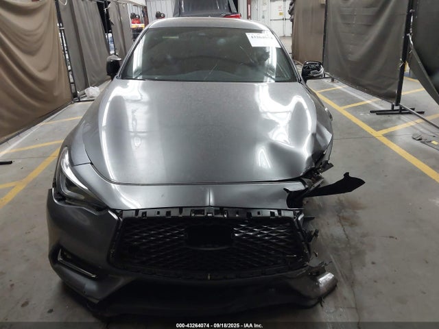 INFINITI Q60 3.0t Luxe